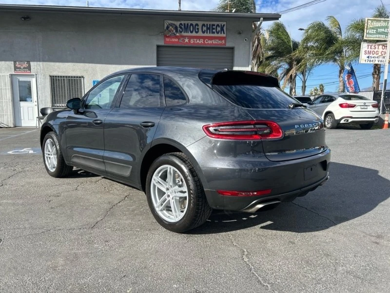 2017 Porsche Macan - Image 2 of 12