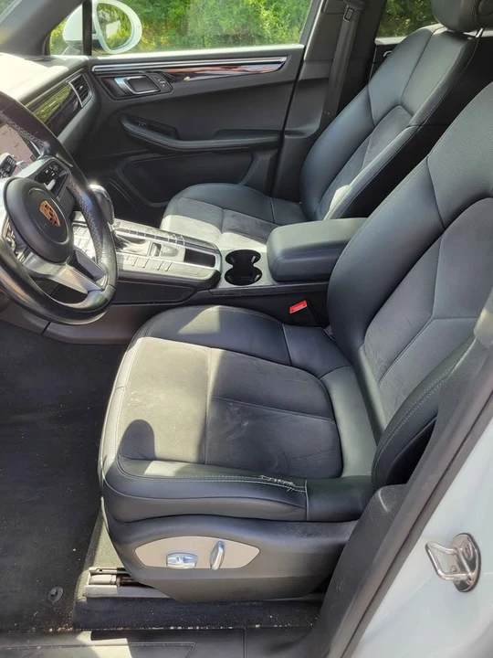 2017 Porsche Macan - Image 15 of 20