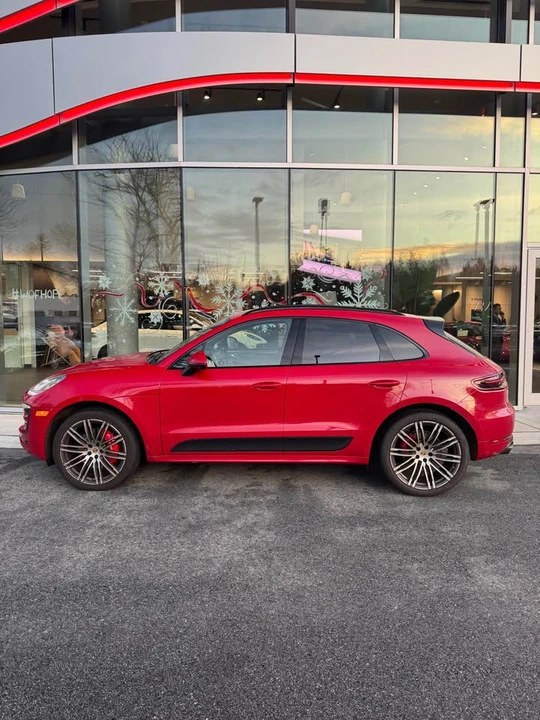 2017 Porsche Macan GTS - Image 3 of 11
