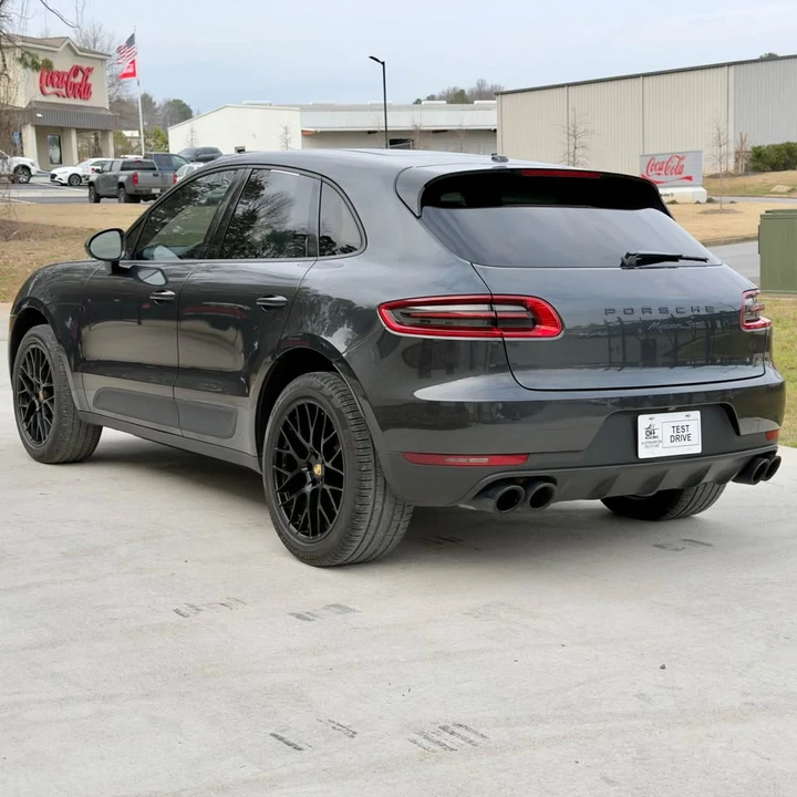 2017 Porsche Macan - Image 5 of 12