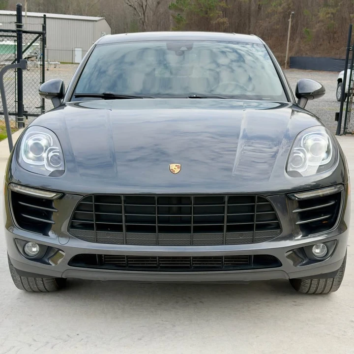 2017 Porsche Macan - Image 7 of 12