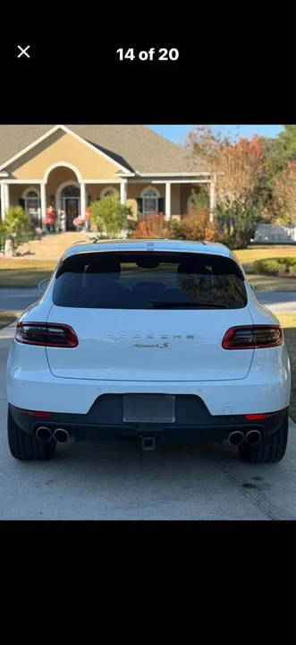 2017 Porsche Macan - Image 8 of 17