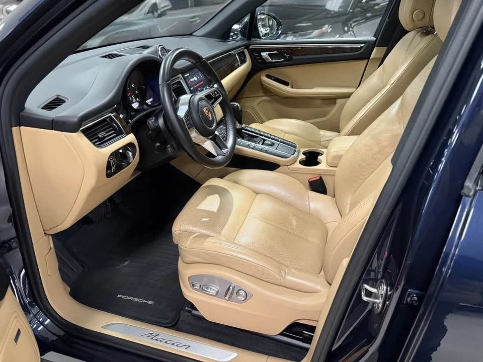 2017 Porsche Macan - Image 5 of 6