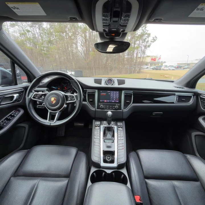 2017 Porsche Macan - Image 12 of 12