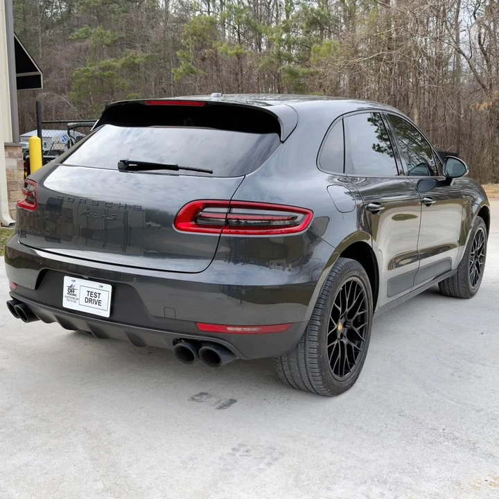 2017 Porsche Macan - Image 3 of 12