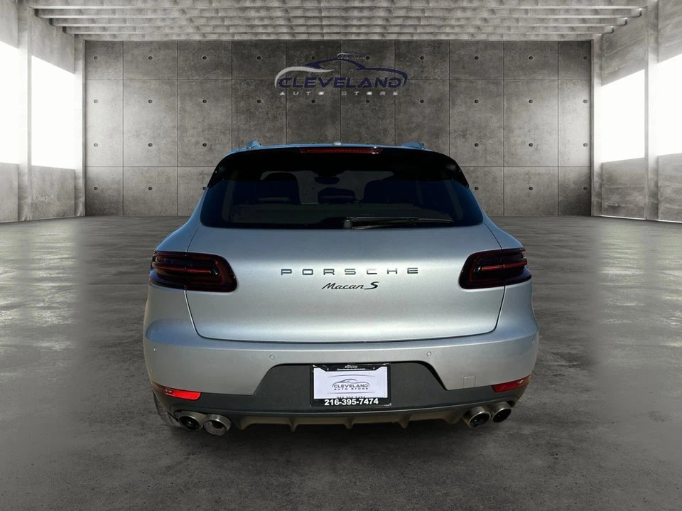 2017 Porsche Macan - Image 4 of 19