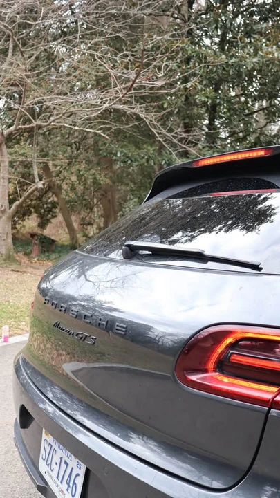 2017 Porsche Macan - Image 11 of 11