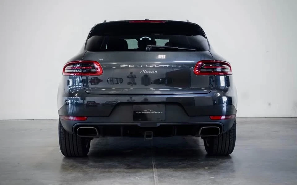 2017 Porsche Macan - Image 2 of 14