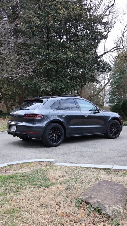 2017 Porsche Macan - Image 7 of 11