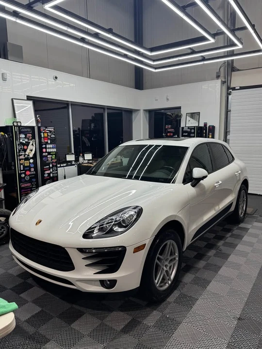 2017 Porsche Macan - Image 4 of 12