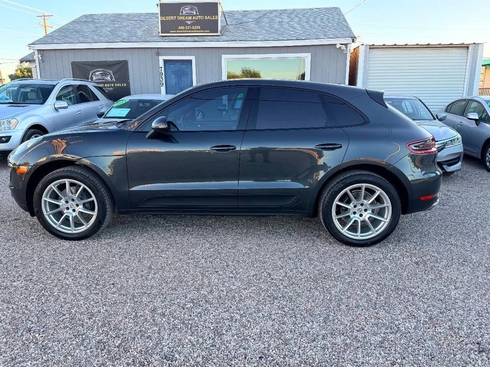 2017 Porsche Macan - Image 19 of 20