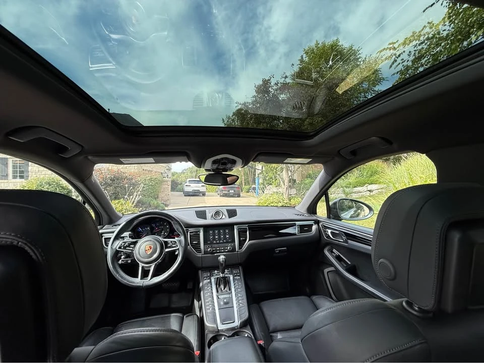2017 Porsche Macan - Image 3 of 19