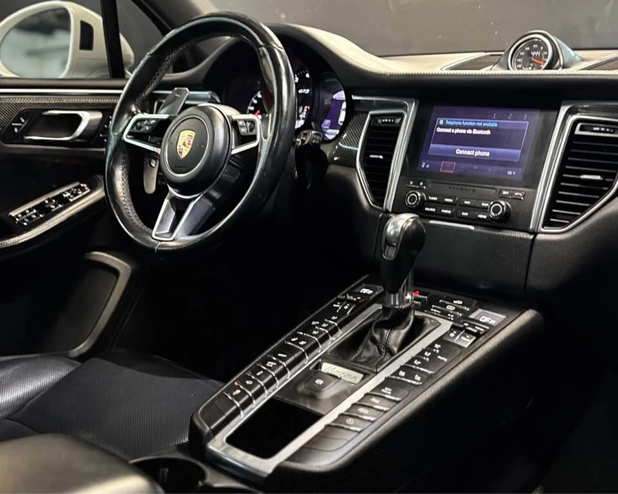 2017 Porsche Macan - Image 4 of 13