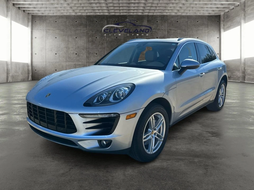2017 Porsche Macan - Image 8 of 19