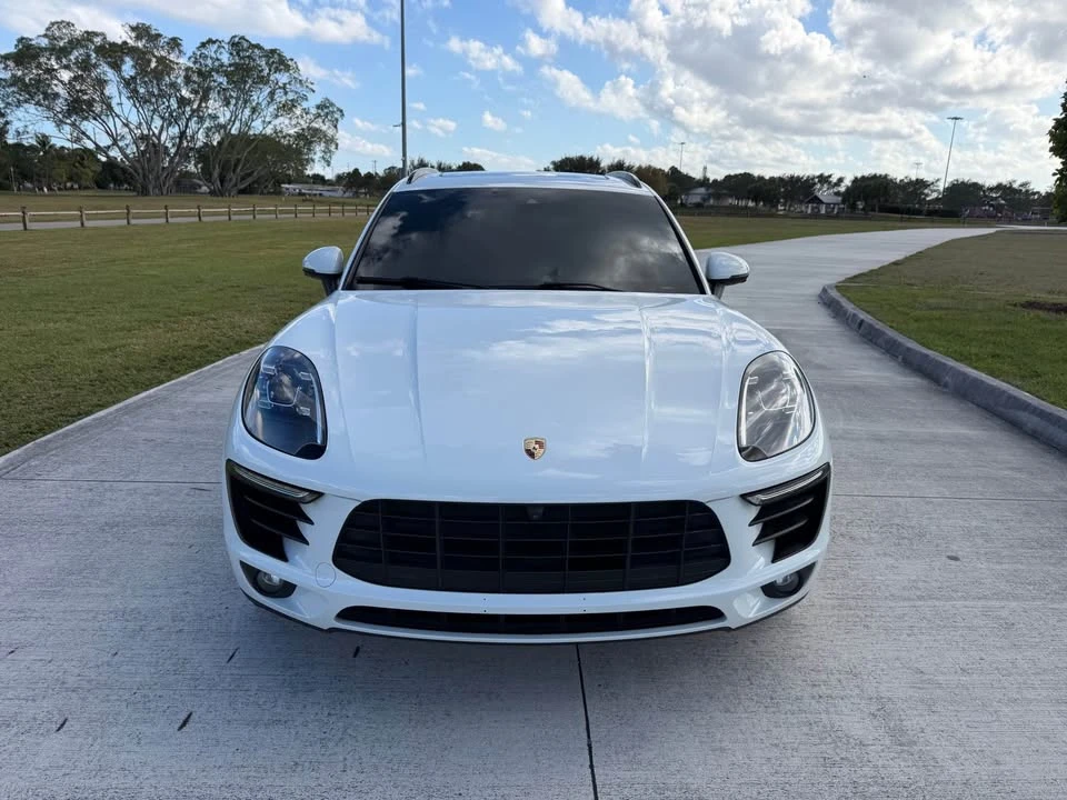 2017 Porsche Macan - Image 3 of 11
