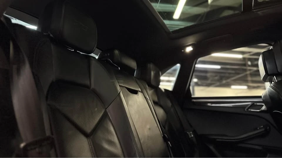 2017 Porsche Macan - Image 9 of 13