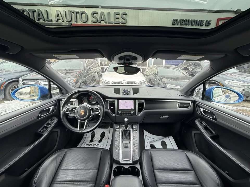 2017 Porsche Macan - Image 2 of 20