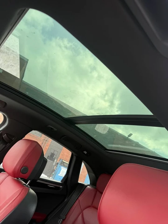 2017 Porsche Macan - Image 6 of 9