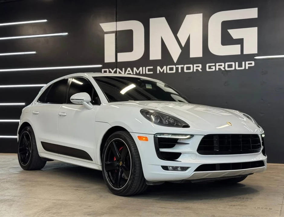2017 Porsche Macan - Image 2 of 13
