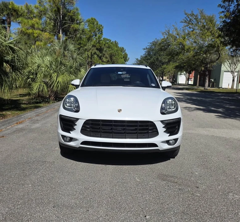 2017 Porsche Macan - Image 8 of 8