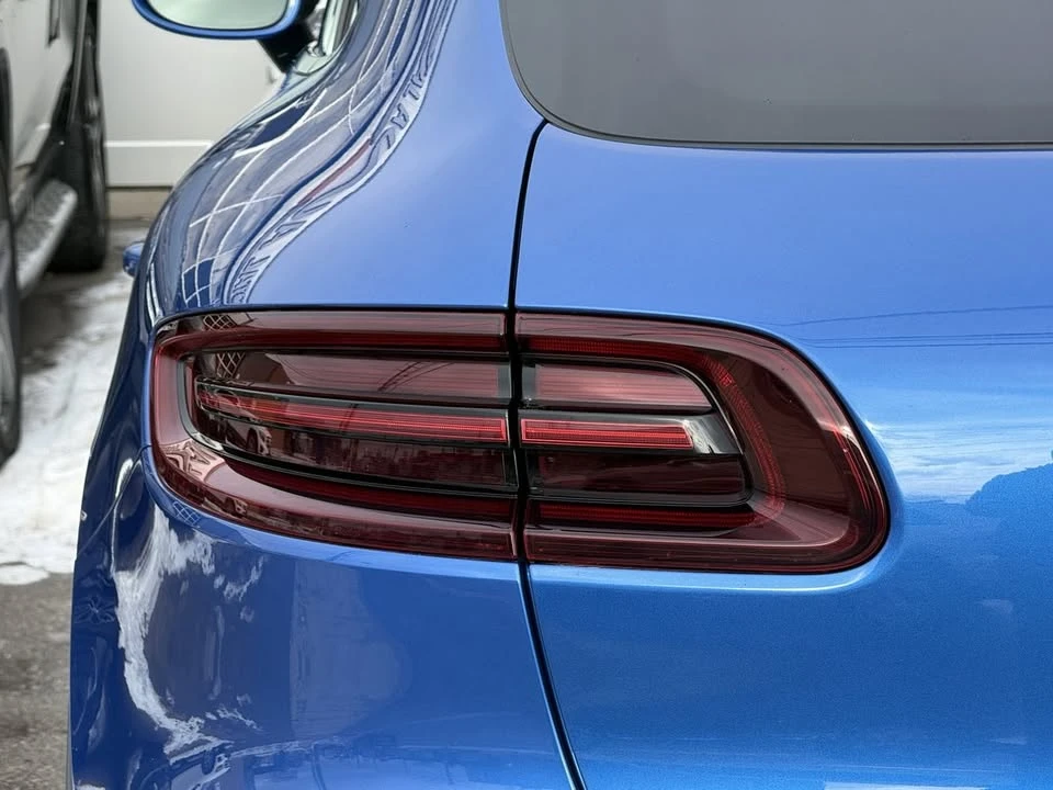 2017 Porsche Macan - Image 12 of 20