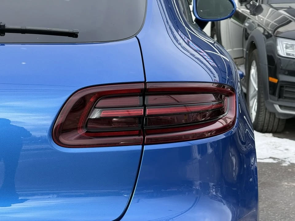 2017 Porsche Macan - Image 11 of 20