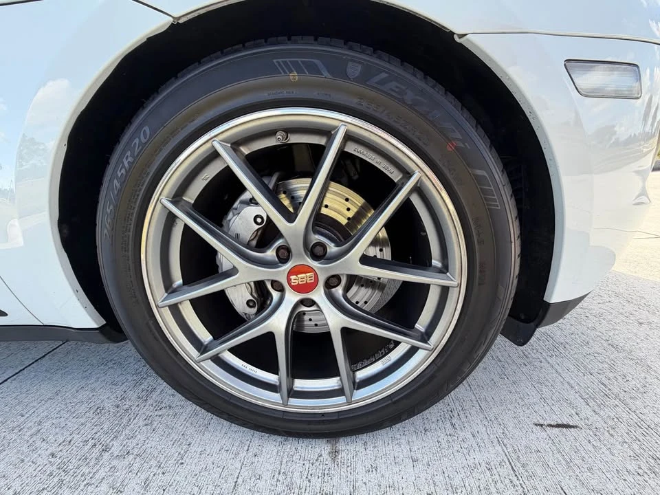 2017 Porsche Macan - Image 9 of 11