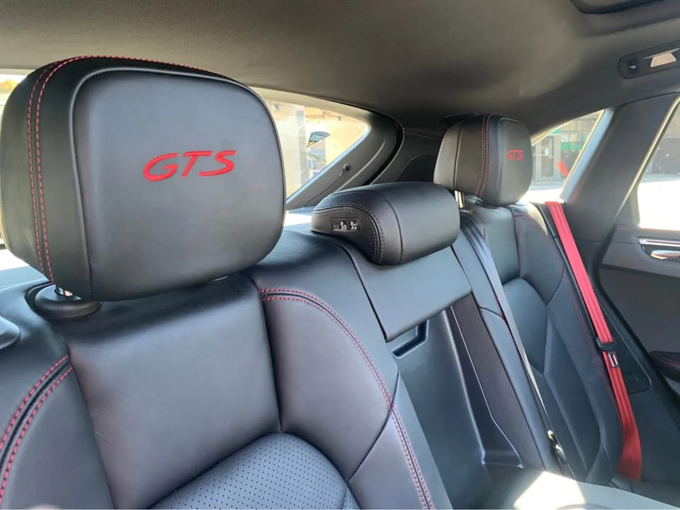 2017 Porsche Macan - Image 12 of 13