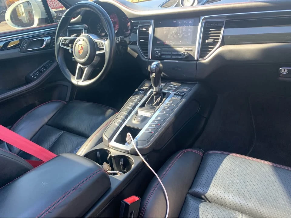 2017 Porsche Macan - Image 13 of 13