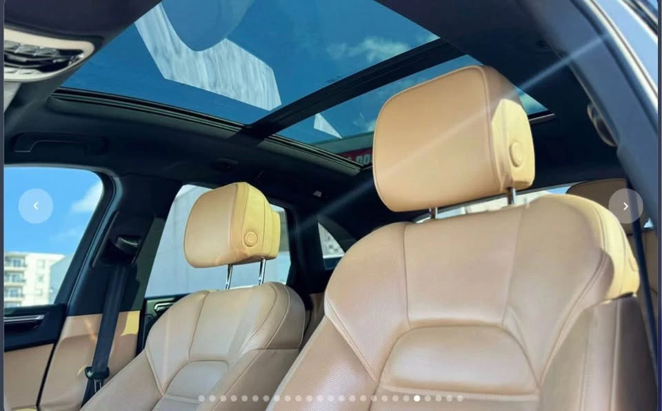 2017 Porsche Macan - Image 19 of 20