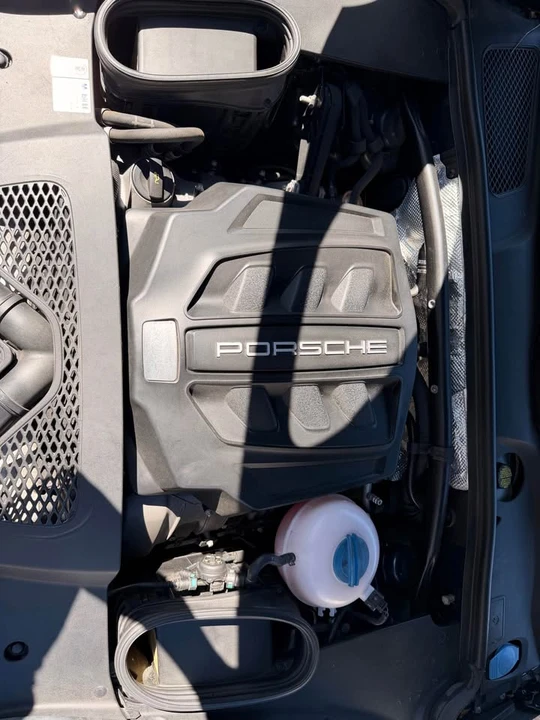 2017 Porsche Macan S - Image 16 of 19