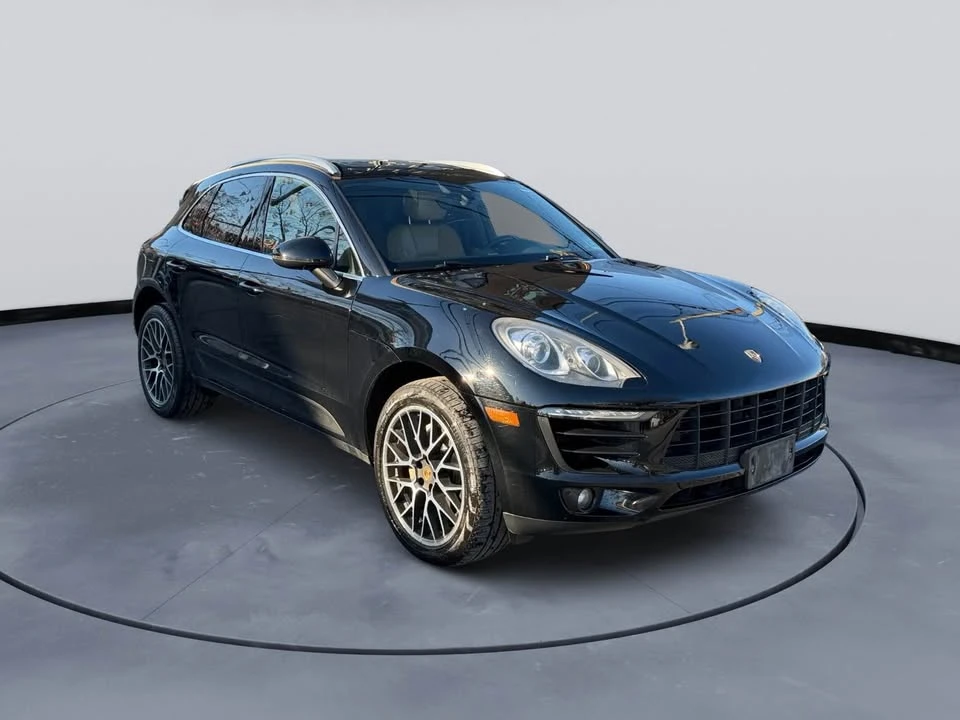 2017 Porsche Macan - Image 2 of 6