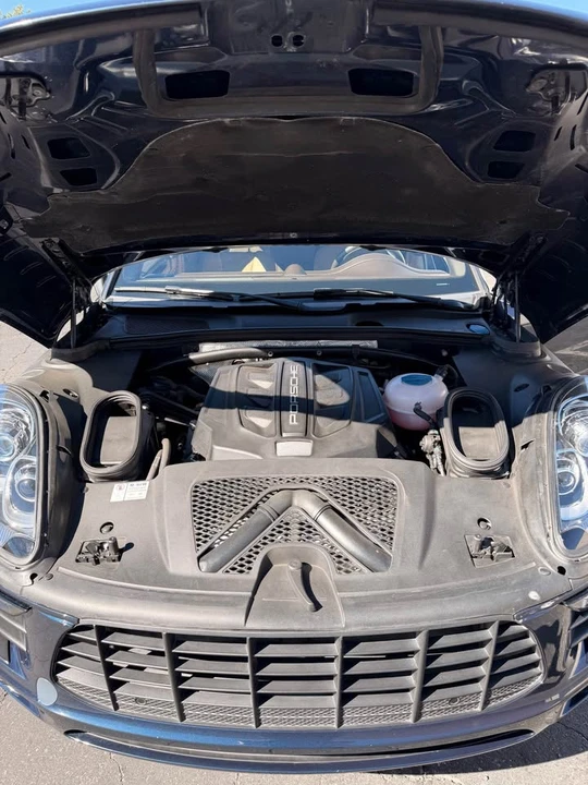 2017 Porsche Macan S - Image 15 of 19