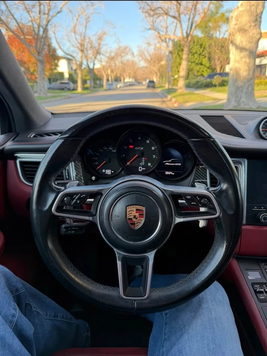 2017 Porsche Macan - Image 11 of 11