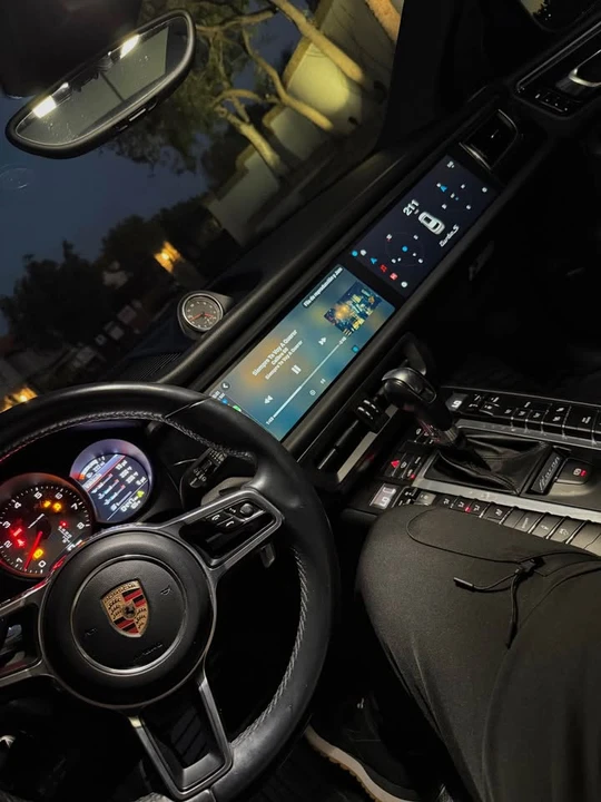 2017 Porsche Macan - Image 10 of 10