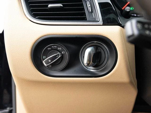 2017 Porsche Macan Turbo - Image 13 of 15