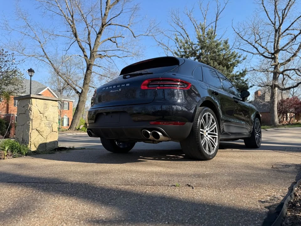 2017 Porsche Macan - Image 7 of 16