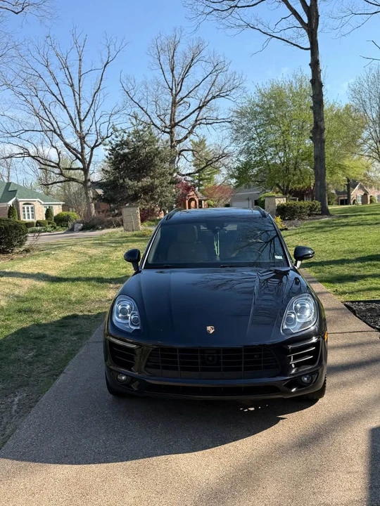 2017 Porsche Macan - Image 8 of 16