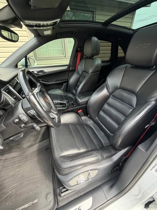 2017 Porsche Macan GTS - Image 10 of 20