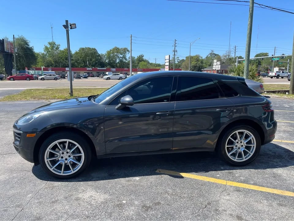 2017 Porsche Macan - Image 7 of 13