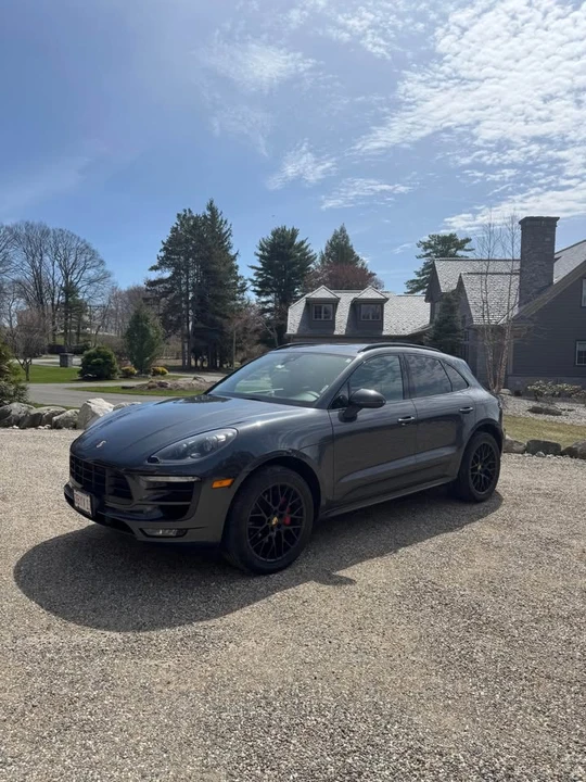 2017 Porsche Macan - Image 2 of 7