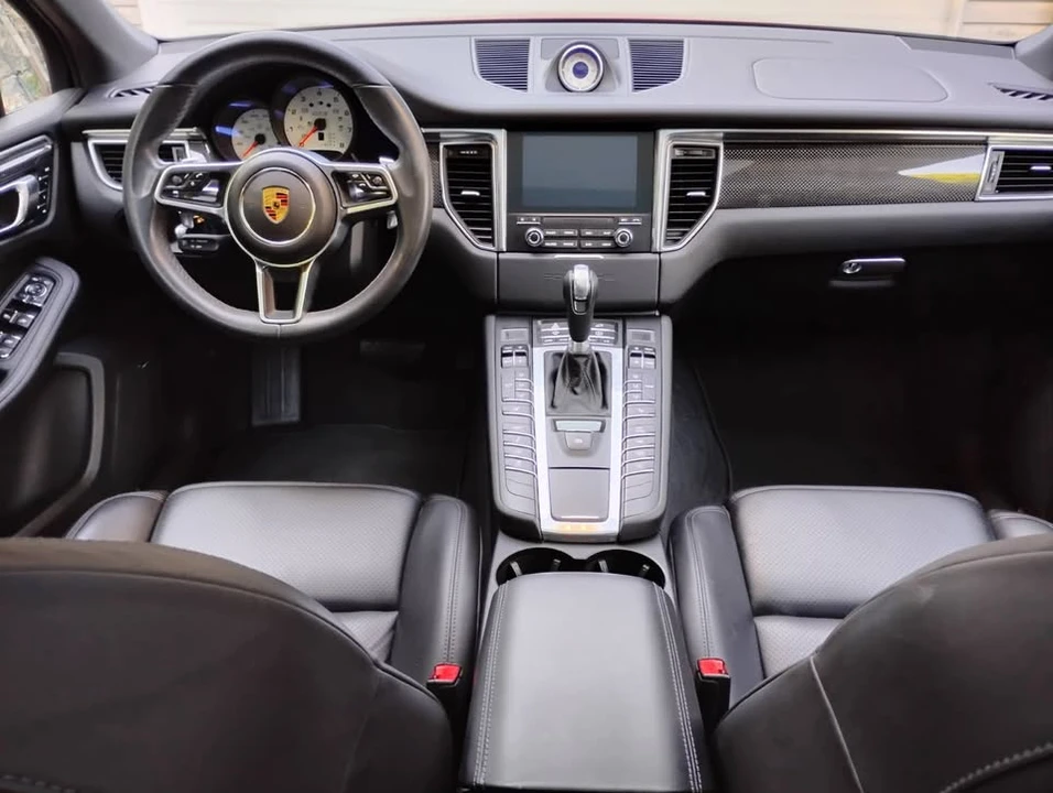 2017 Porsche Macan - Image 5 of 13