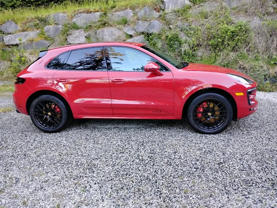 2017 Porsche Macan - Image 2 of 13
