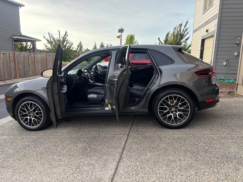2017 Porsche Macan - Image 6 of 21