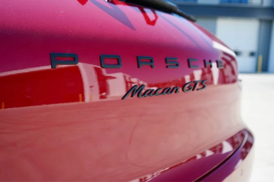 2017 Porsche Macan - Image 8 of 13
