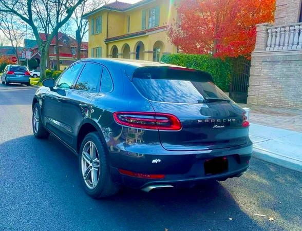 2017 Porsche Macan - Image 8 of 19