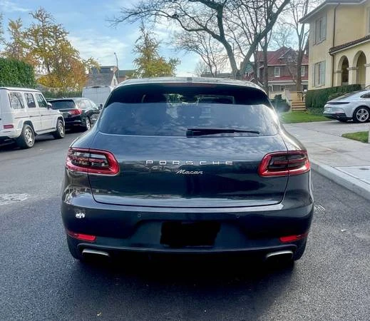 2017 Porsche Macan - Image 6 of 19