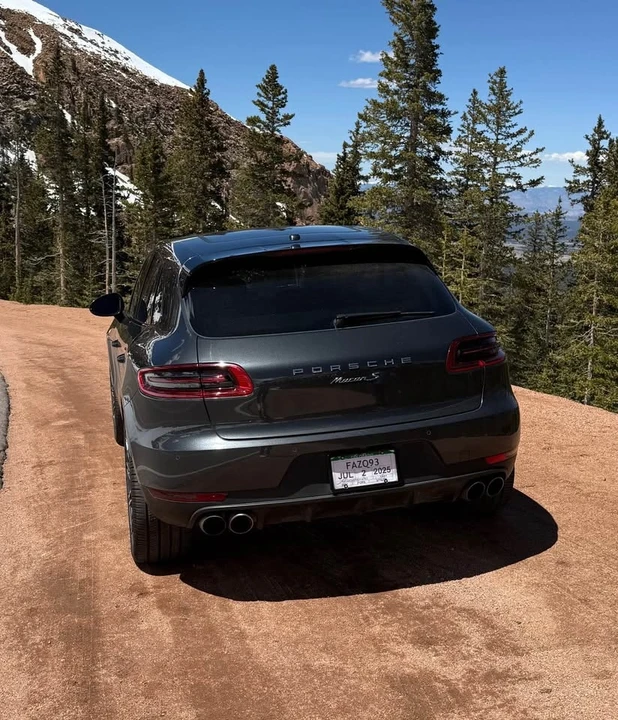 2017 Porsche Macan - Image 3 of 6