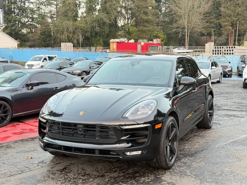 2017 Porsche Macan - Image 8 of 20