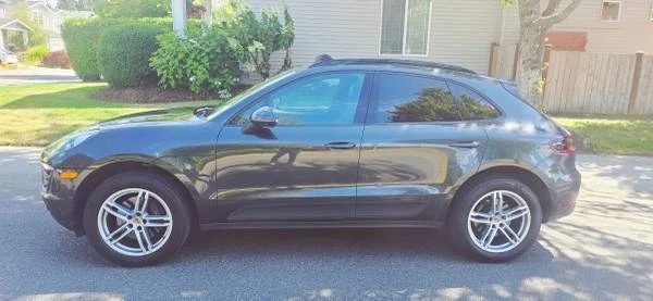 2017 Porsche Macan - Image 3 of 17
